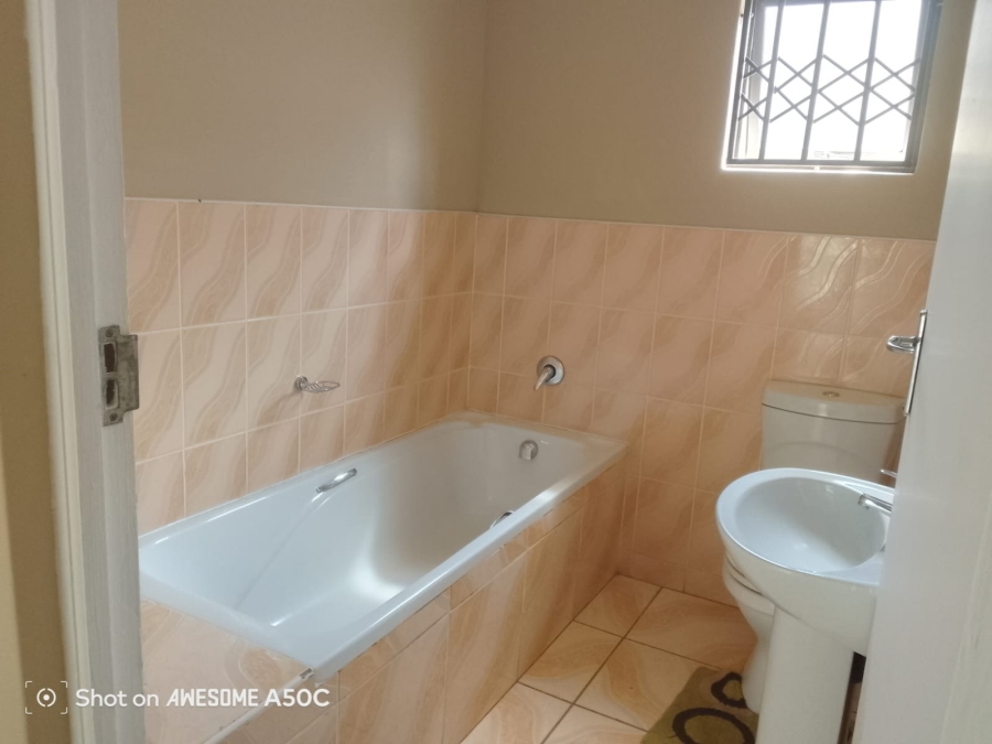 3 Bedroom Property for Sale in Amalinda Eastern Cape